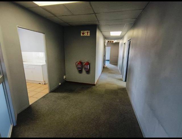 BUSINESS PROPERTY TO RENT IN RANDJESPARK